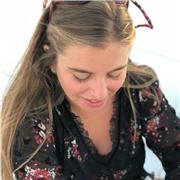 Doy clases particulares de francés, inglés y lengua española ya que son las materias de mi especialidad al ser estudiante de Traducción e Interpret